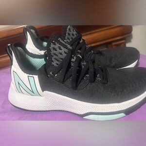 New Balance Women's Fuel Cell 100 Trainer Cross Size 7